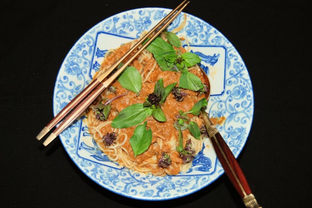 Khanom Jin Namya